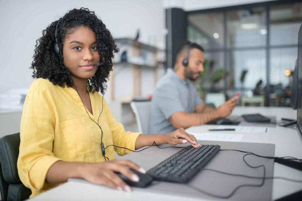 Is an AI Voice Receptionist the Secret Weapon for Your Virtual Office?